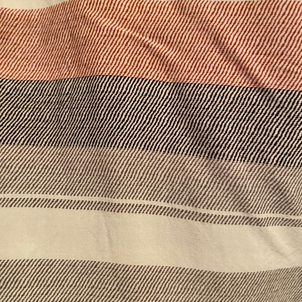 Blouse - Picture 3 of 3